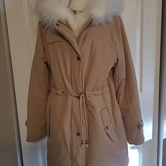 Women's Beige Fur-Trimmed Hooded Jacket - Picture 4 of 13